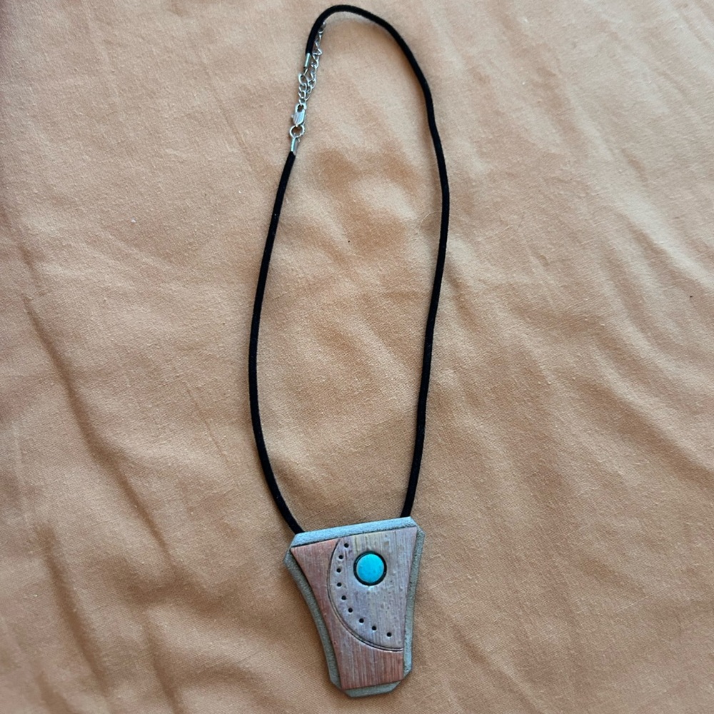 FINAL PRICE! 🤙🏼Vintage Handmade Indigenous Clay Necklace-New Mexico Origin